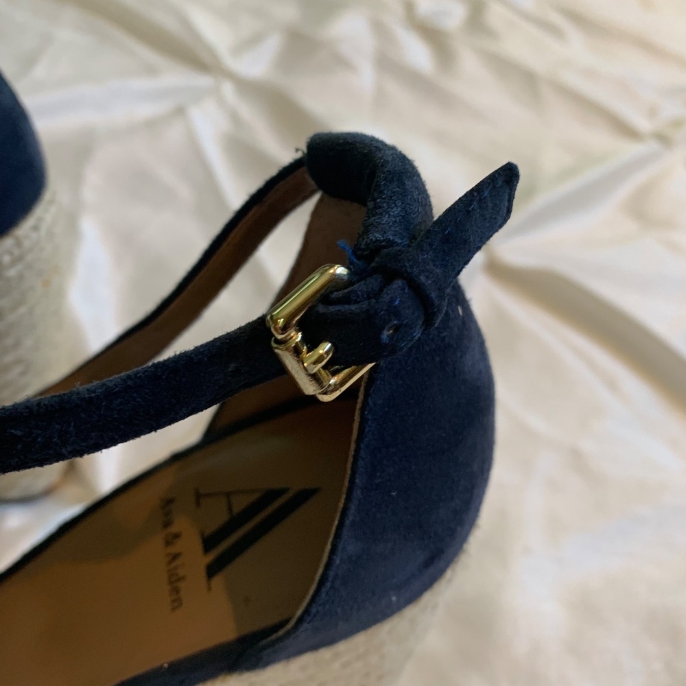 Ava & Aiden Blue Suede Leather Platform Wedge Sandals sz 8.5M - Picture 5 of 7